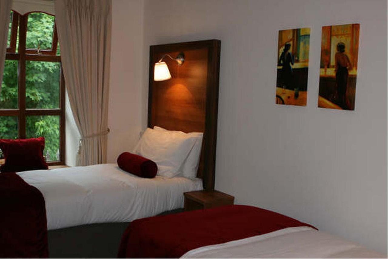Ravine Hotel Lisdoonvarna Oda fotoğraf